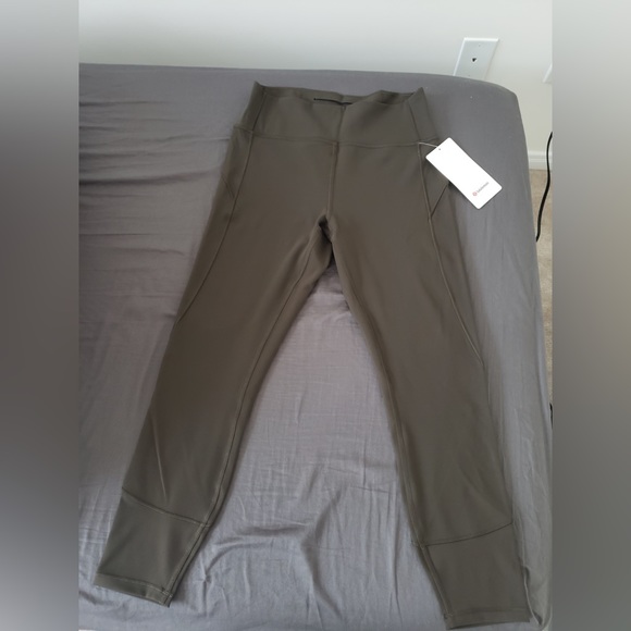 Lululemon Size 10 In Movement Everlux Dark Olive 25" NWT - Picture 8 of 16